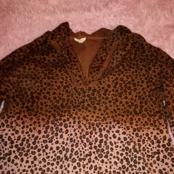 Small POL Ombre Pink & Brown Cheetah Print Half Zip Jacket - Picture 6 of 14